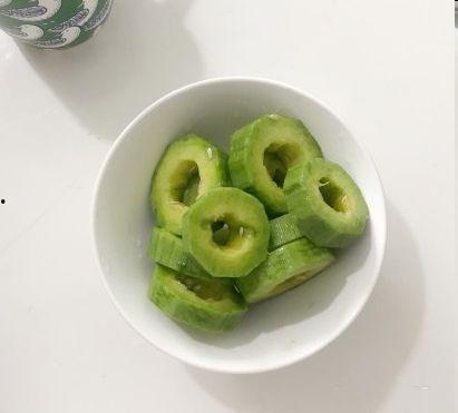 青蛙蜜瓜怎么吃,青蛙蜜瓜的独特食用指南